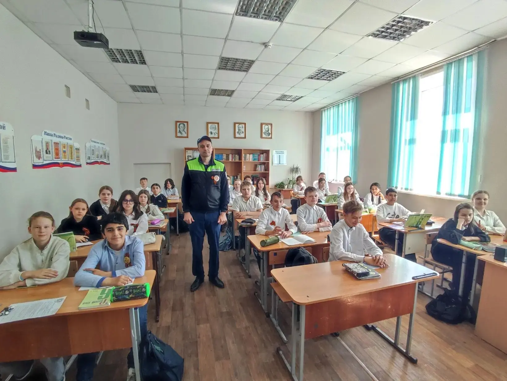 Безопасность| #ПервичкаВДеле #ДвижениеПервых #ДвижениеПервых_Новокузнецк #ДвижениеПервыхШкола4

💥29