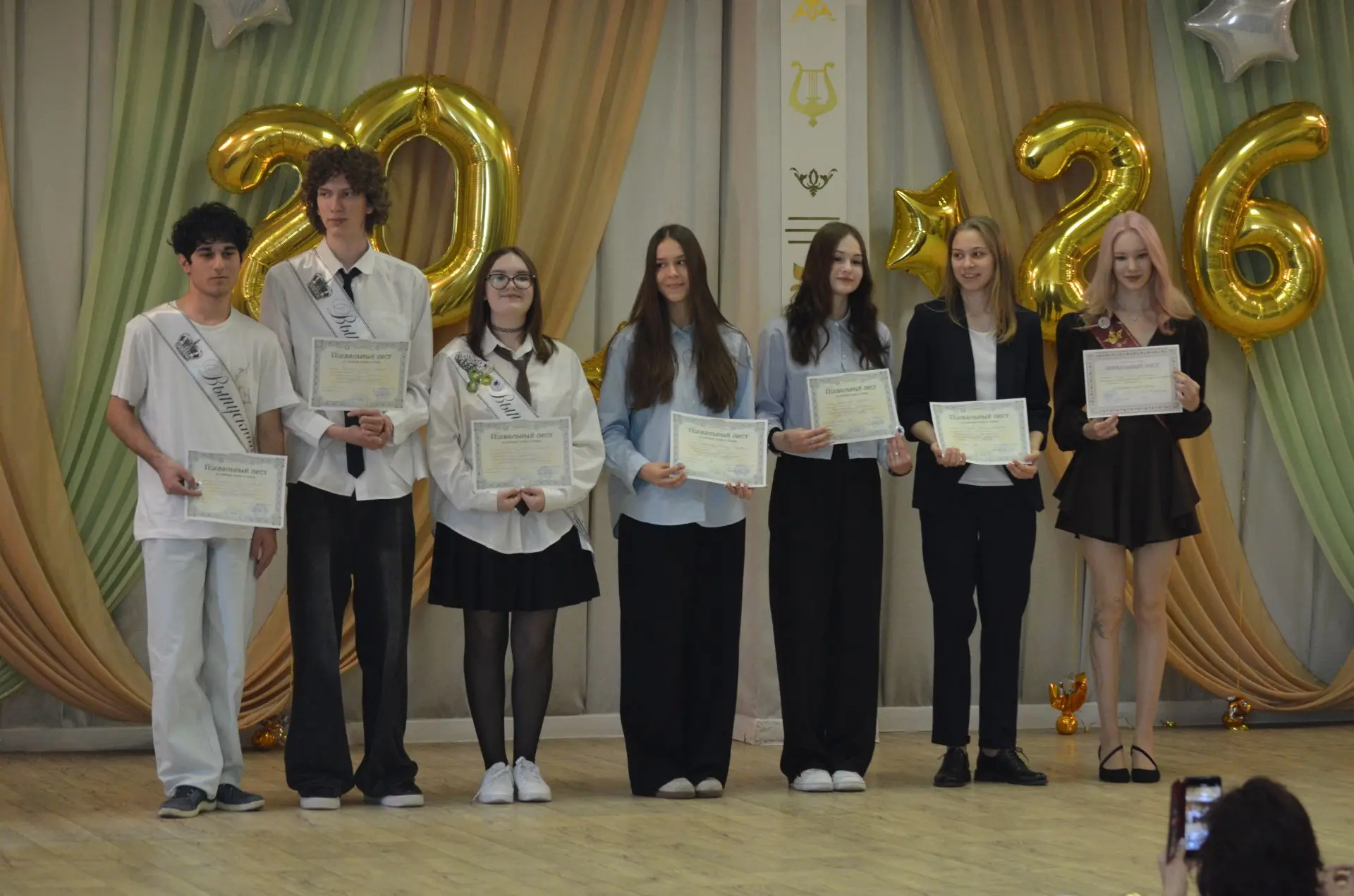 ✨ Сегодня в гимназии прошёл традиционный Слёт отличников — день, когда особенно приятно видеть столь