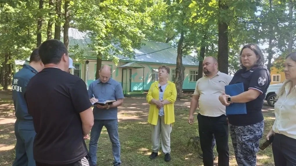 Детские оздоровительные лагеря «Солнышко», «Ровесник», «Юный армеец» и «Берёзка» успешн...