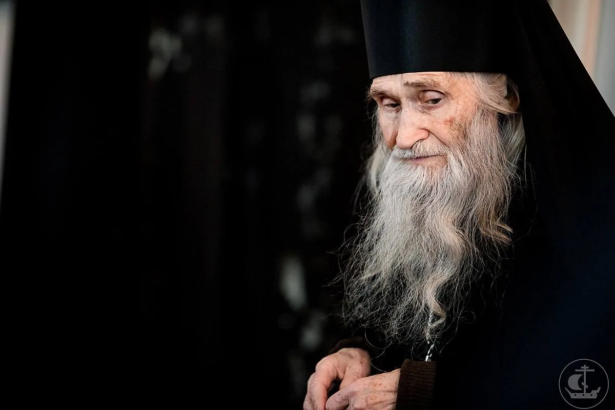 Родной мой человек!  Сердечно прошу тебя:   Не ругайся, не суди,  не обижай и будь добр с ближними, 