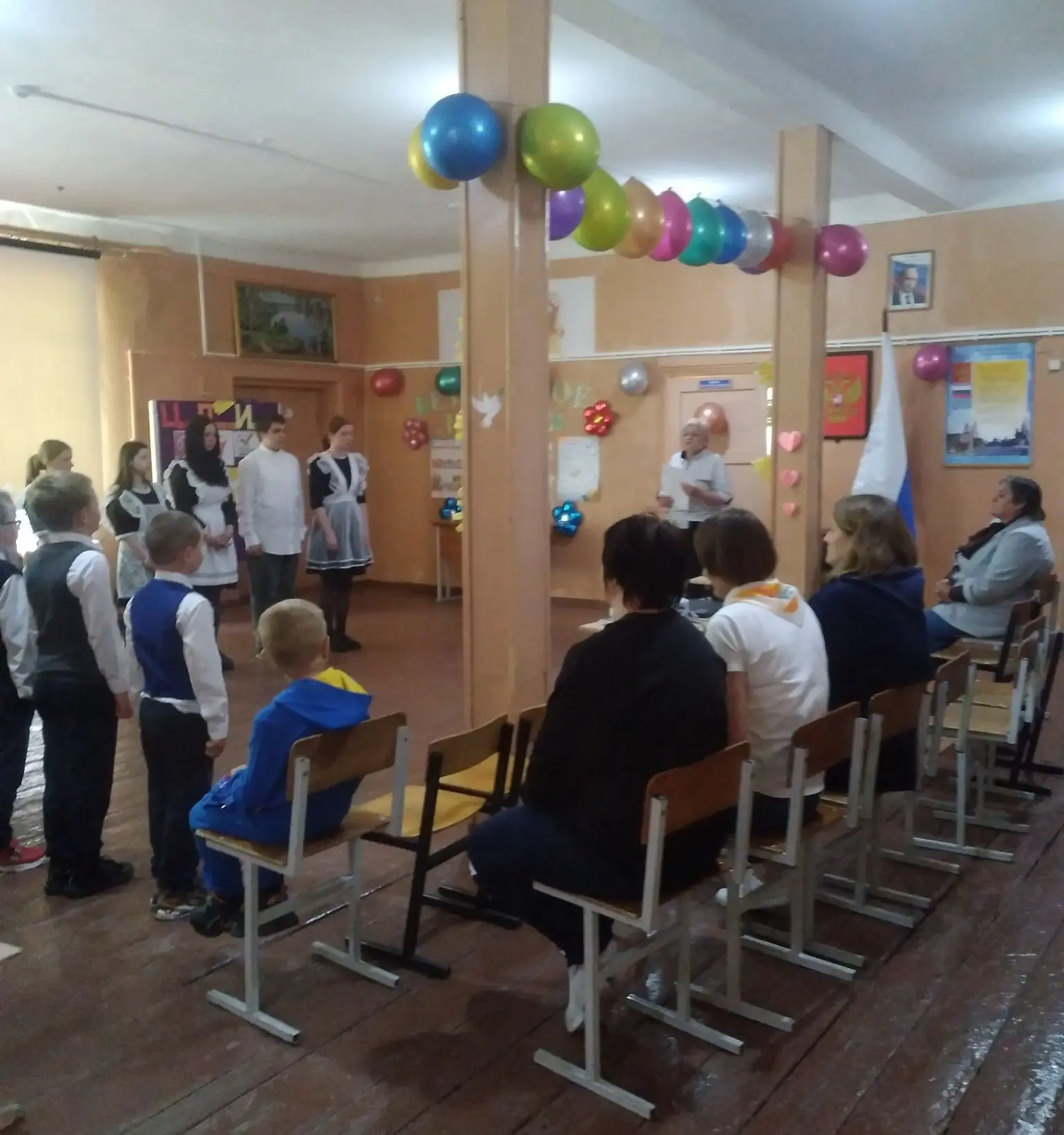 🔔Сегодня в Булгаковской школе прошла торжественная линейка, посвященная окончанию учеб...