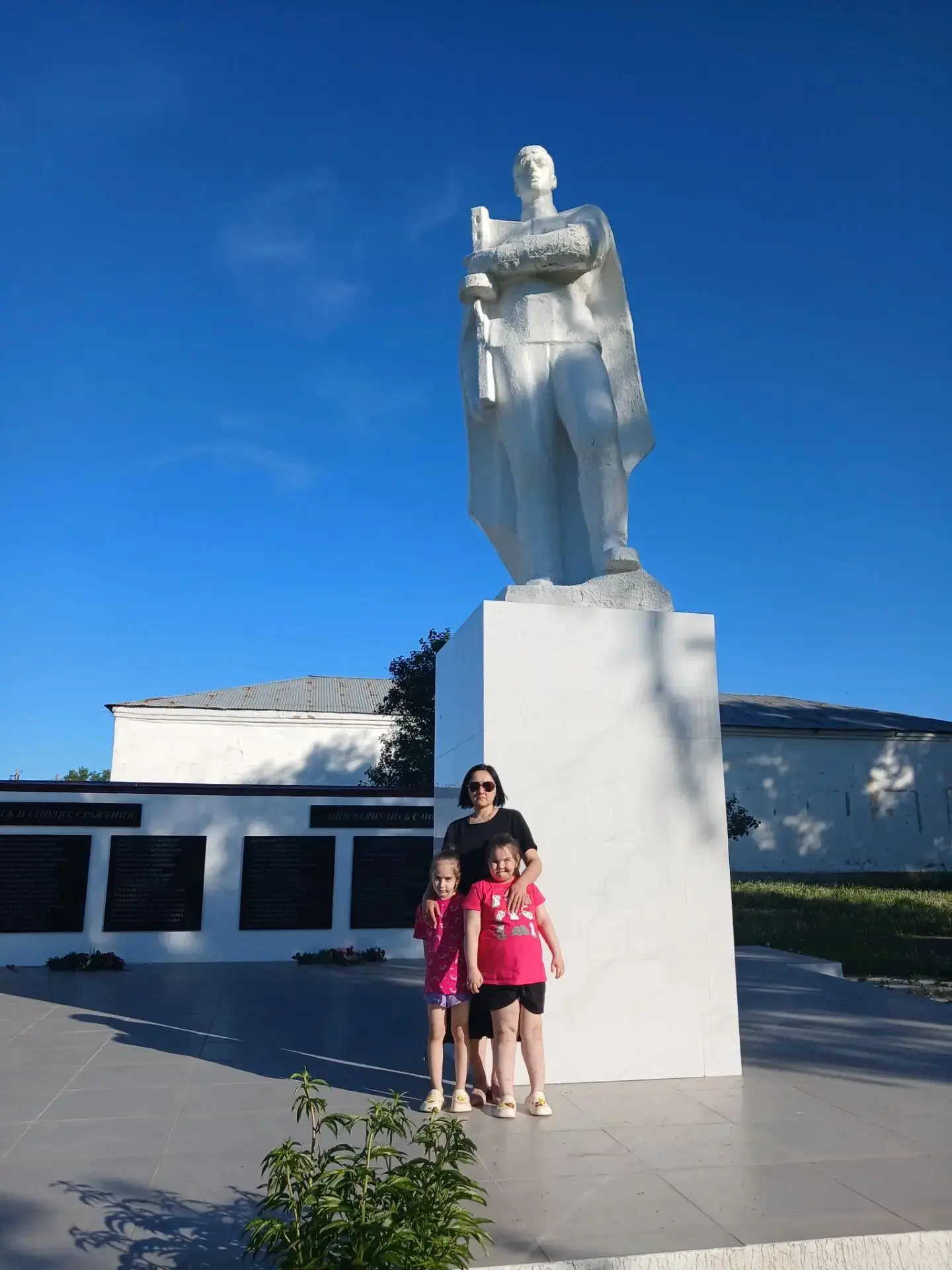 Навстречу приключениям: яркое и активное лето нашей Жени! 🌍🎒✨

Лето — это время открытий, новых до