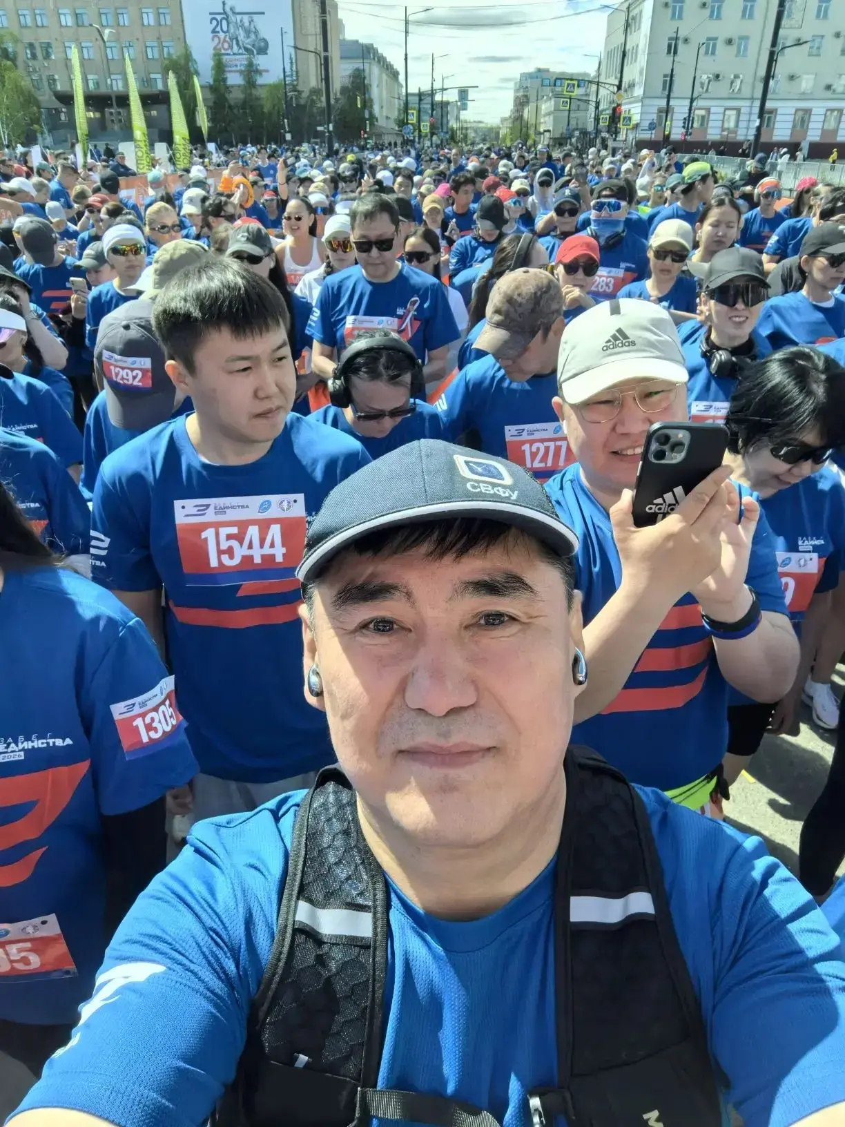 5️⃣ километров пробежал за 29.18 на «Забеге Единства» в День России 🇷🇺 🏃🏻‍♂️ 

Всех с праздником
