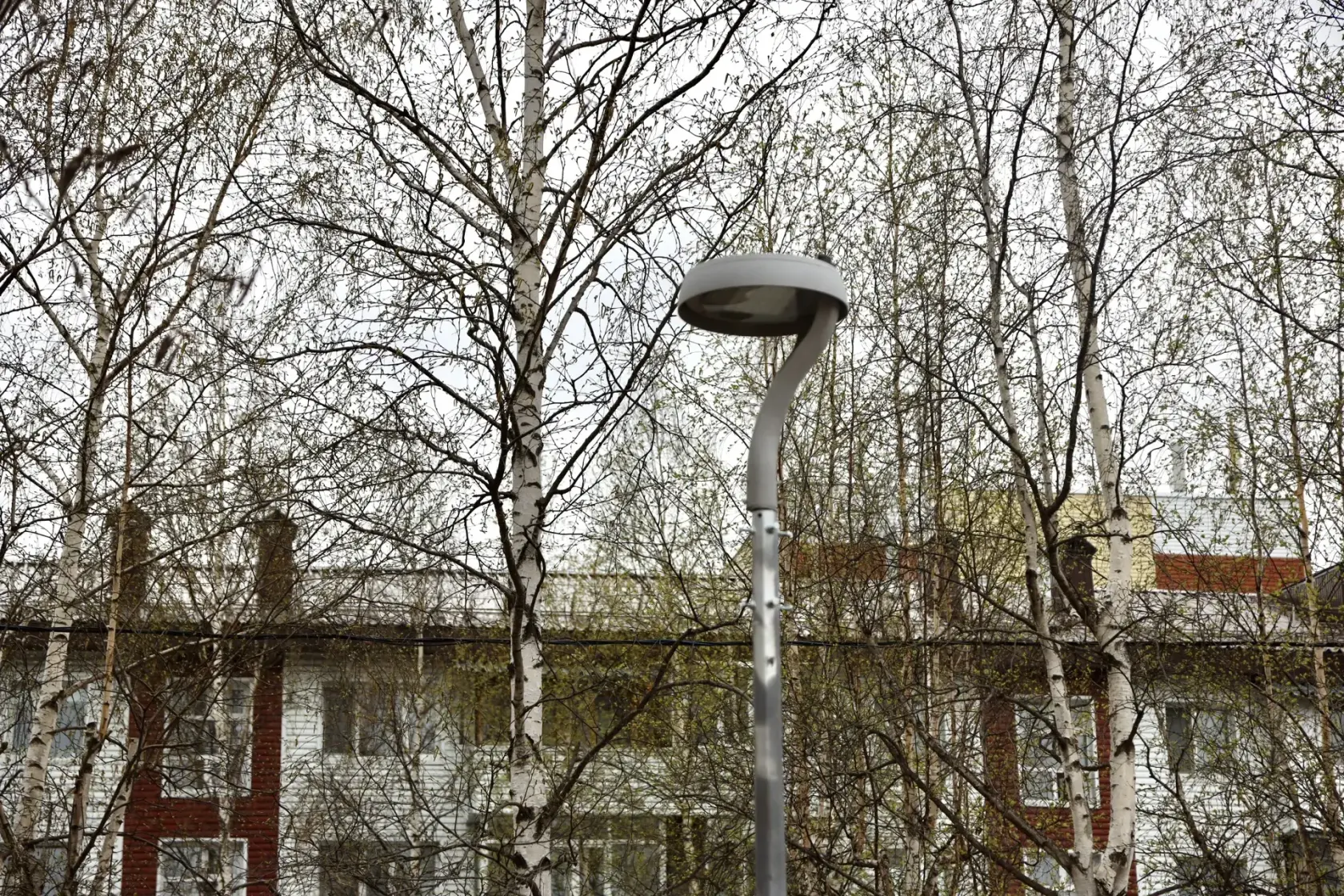 В Нижневартовске продолжается работа по модернизации уличного освещения. Мероприятия пр...