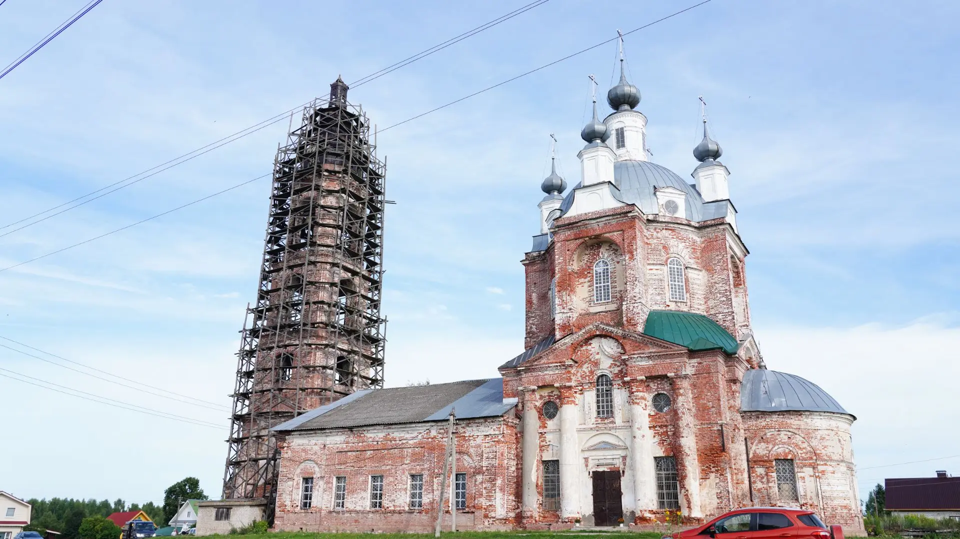 Митрополит Нижегородский и Арзамасский Георгий возглавил Божественную литургию в Спас-Преображенском