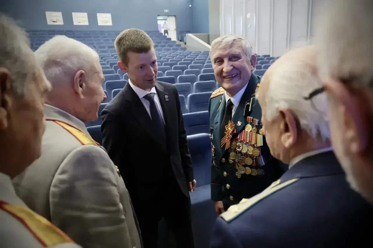 В Балашихе дан старт окружных форумов «Доверие» Единой России   Форум «Доверие» прошёл в культурно-д