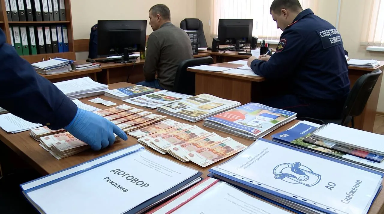 ❗В Барнауле рекламщики подкупили сотрудника молочного предприятия ради выгодных контрактов