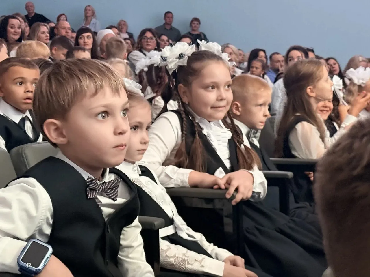 День знаний сегодня отмечают в Красноярске!