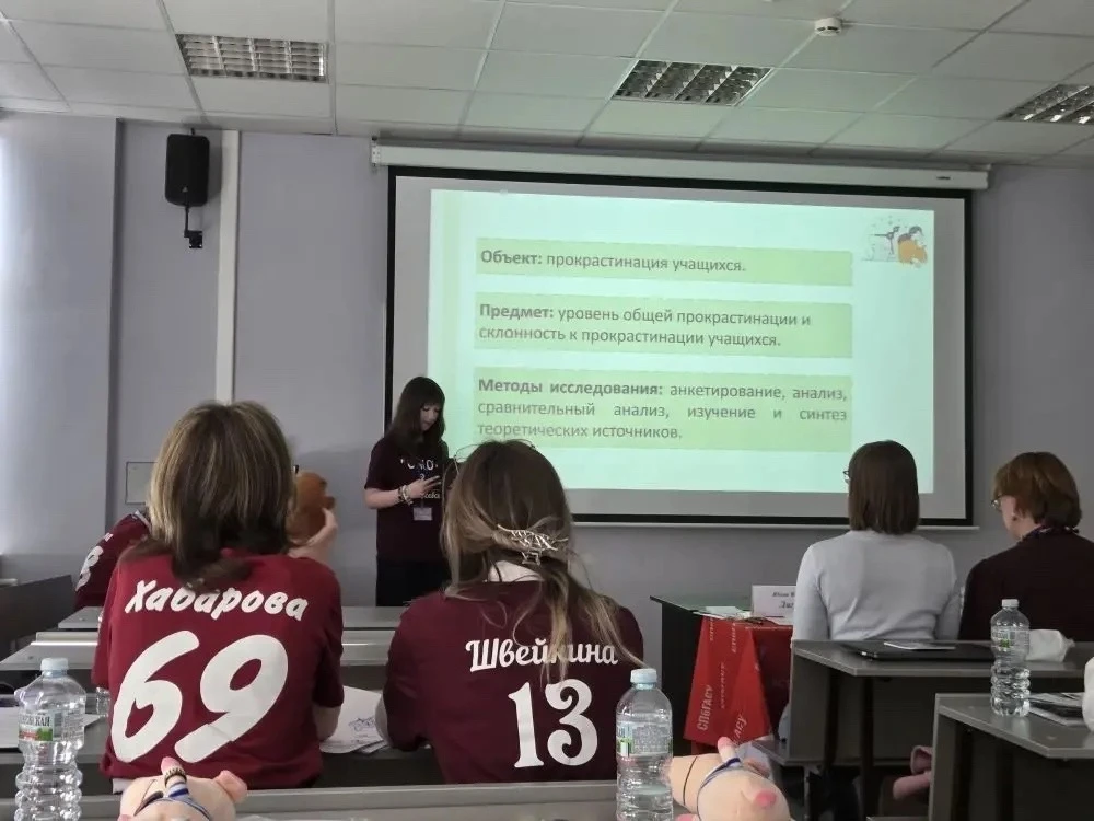 🔥🏆 ОМОН в Питере: наука победила 🔬  В апреле наше школьное научное общество ездило в Санкт-Петербург