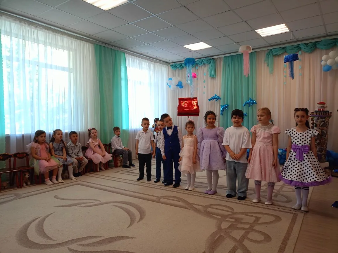 В дошкольном отделении «Колосок» состоялся яркий и запоминающийся выпускной утренник под названием «