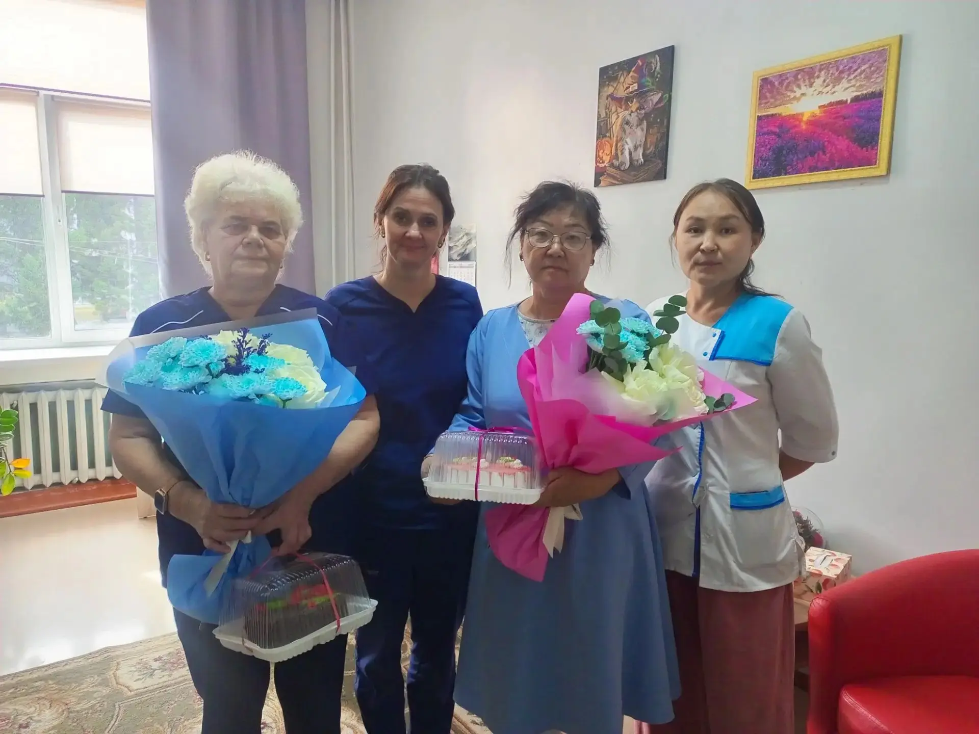 💐 В честь Дня пожилых людей наш коллектив продолжил серию поздравлений своих уважаемых...