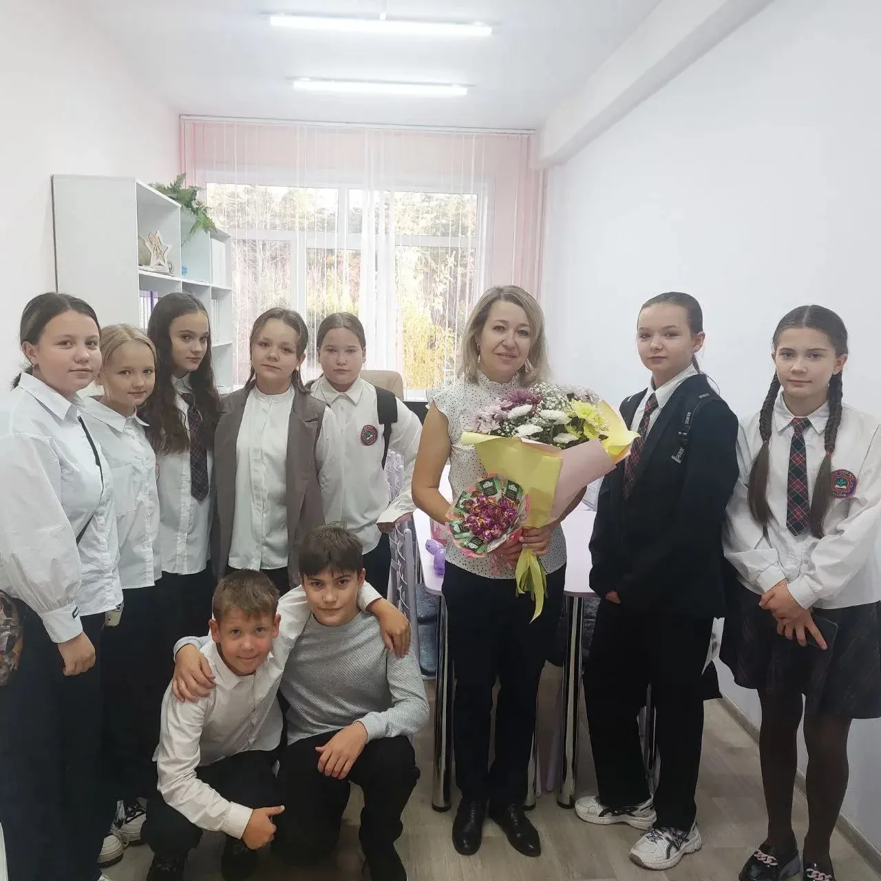 💌 «Марафон благодарности» продолжает 6 «Г» класс!  Май — время подводить итоги и говорить самые важн