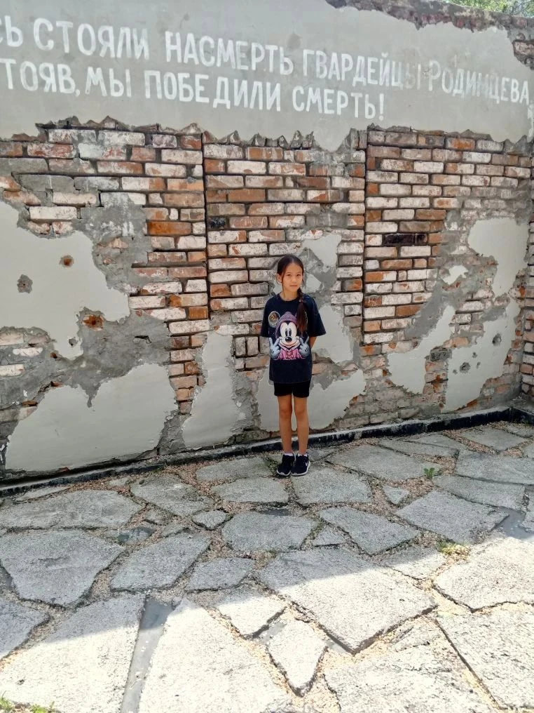 Семья Минкубаевых проводит летние каникулы так, что скучать точно некогда — каждый день...