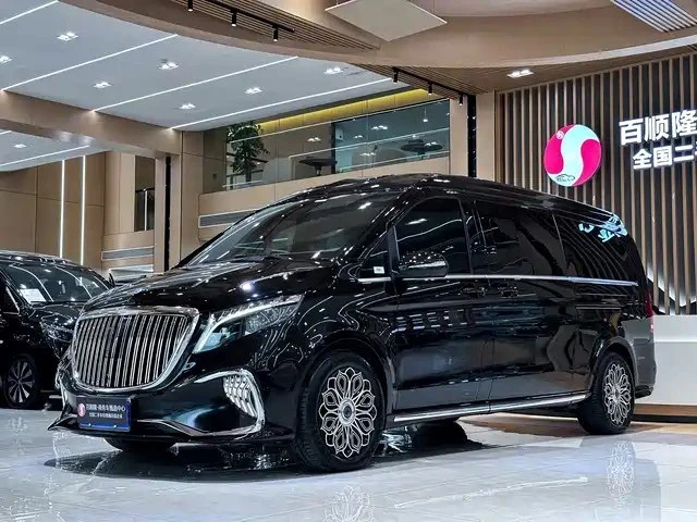Mercedes-Benz V-class