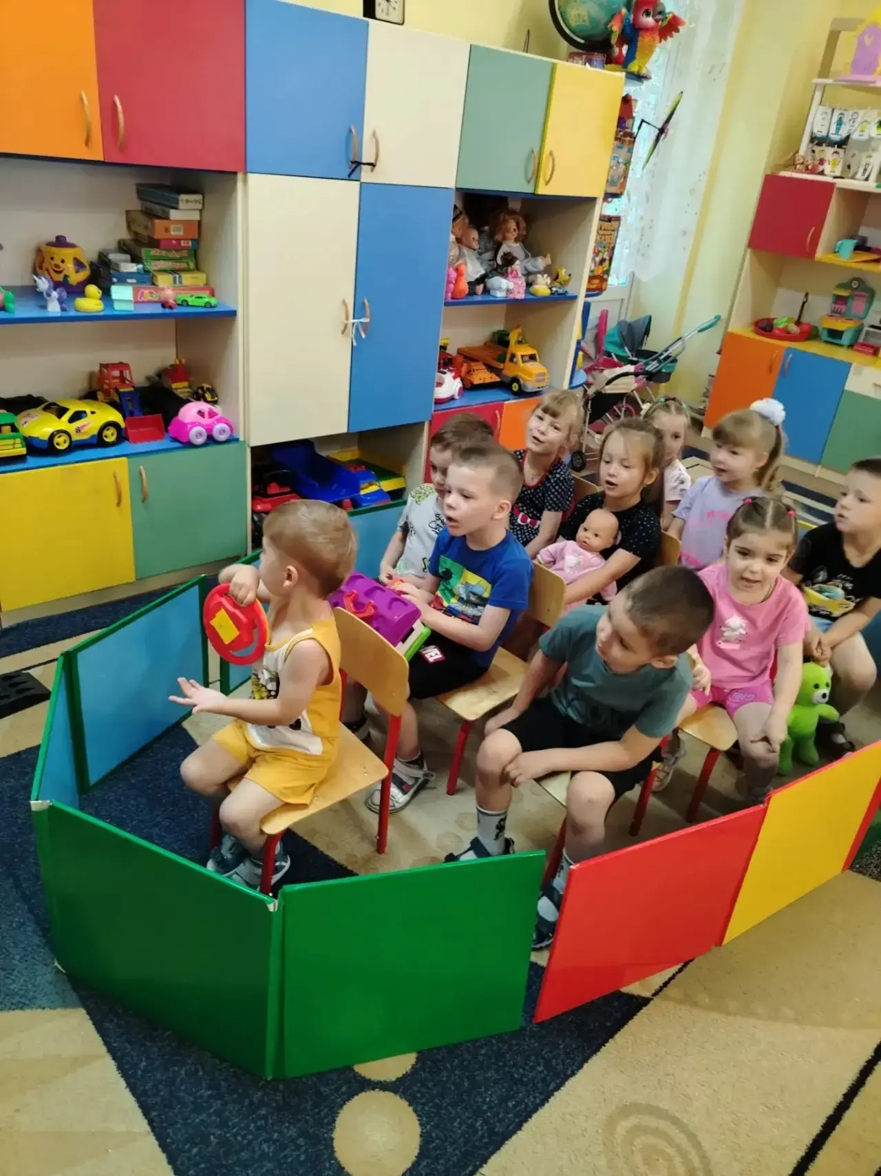 🚌🧸 Путешествие в страну безопасных дорог и любимых игрушек