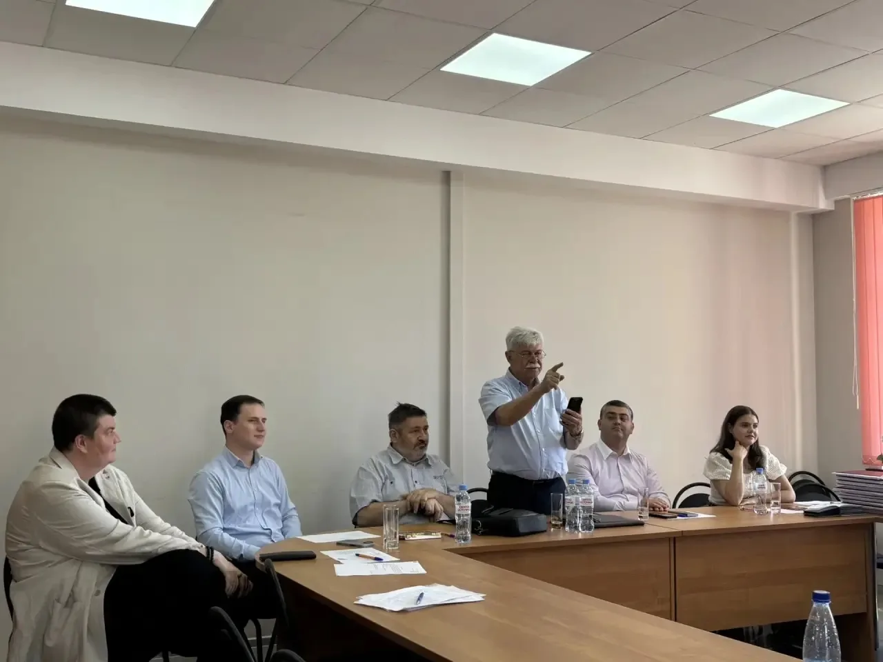 Сегодня защитились наши международники магистры и пиарщики бакалавры

Все студенты справились на хор