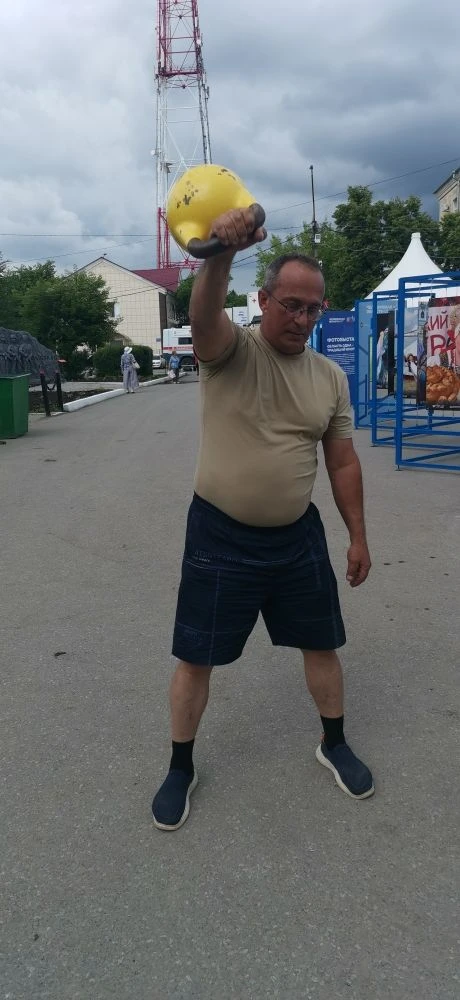 В Карталах прошел фестиваль «Челябинская область — большая семья»
14 июня город Карталы стал центром