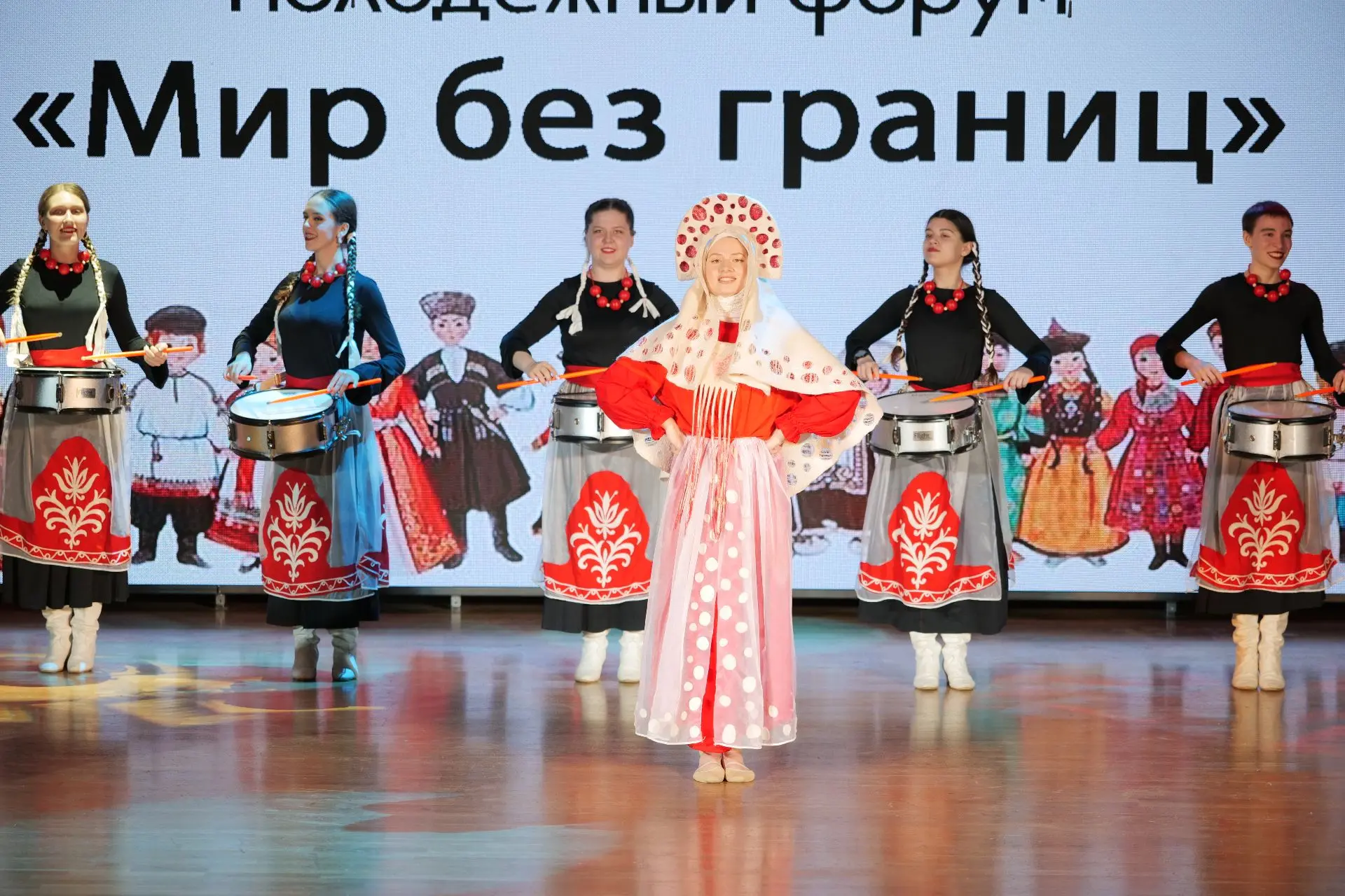 🇷🇺 В Орловском государственном аграрном университете состоялось открытие молодёжного форум «Мир без 
