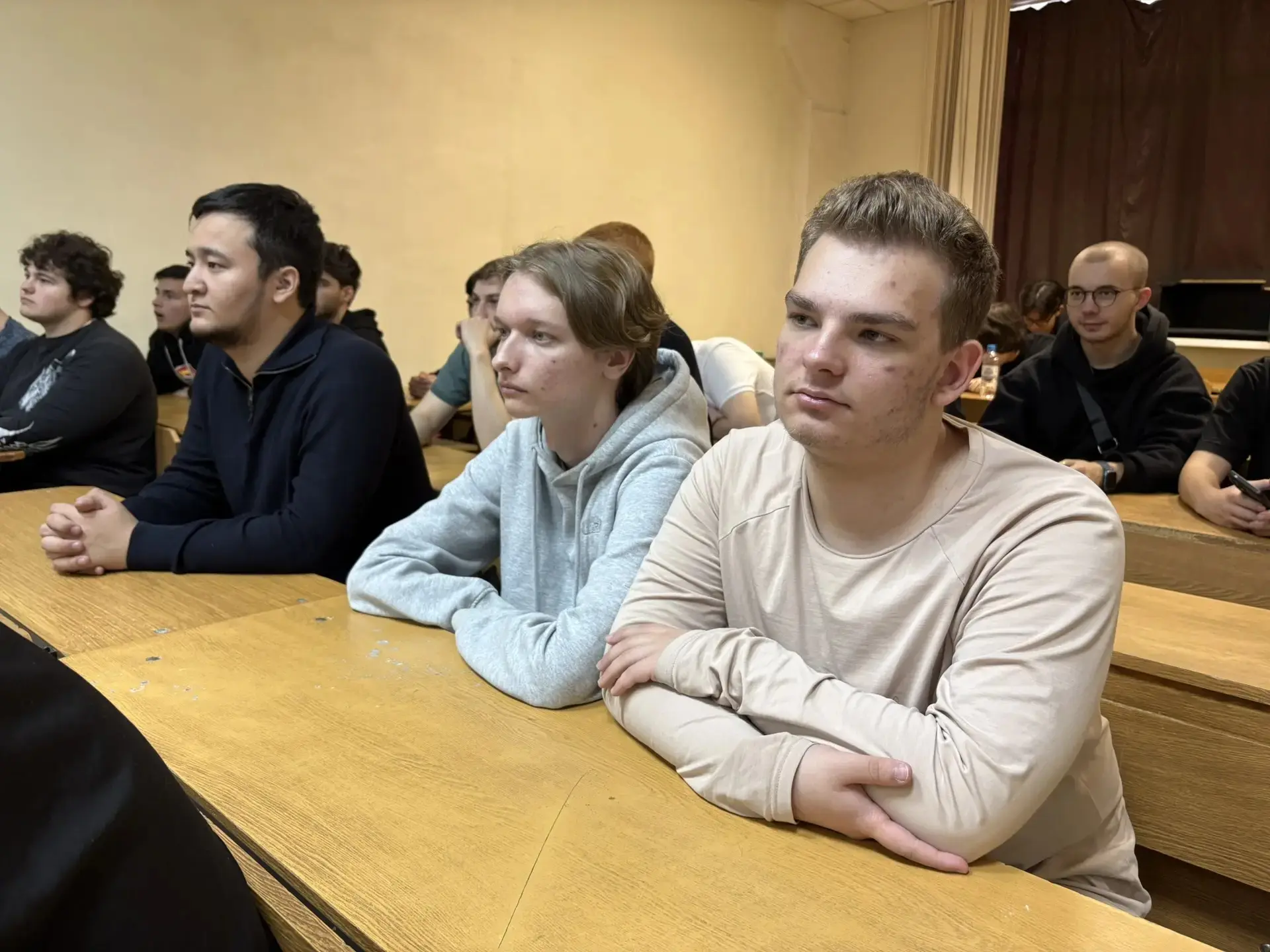 🧠 Искусственный интеллект в образовании.   21 апреля 2026 года филиал РТУ МИРЭА в Ставрополе стал  д