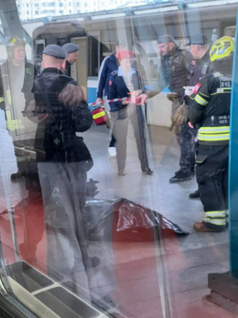 🚇 На Бутовской линии (12) нет движения от «Бунинской аллеи» до «Бульвара Адмирала Ушак...