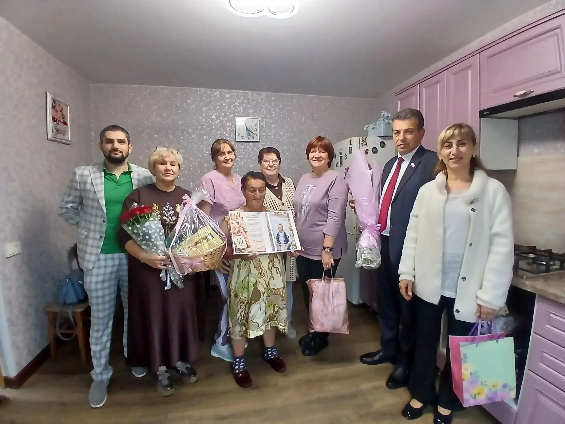 С Днём пожилого человека! С теплом и благодарностью к нашим близким