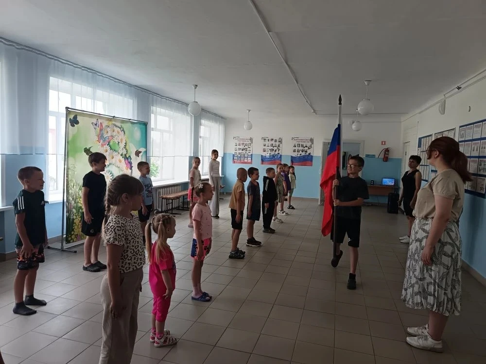 В Серебропольской школе ярко и задорно стартовала первая смена ЛДПД 🎉