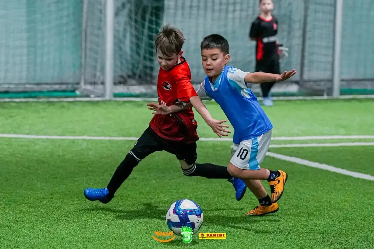 ⚽️ Участие в футбольном турнире ⚽️  04 апреля 2026 года школьный футбольный клуб "Снегирь", игроки 2