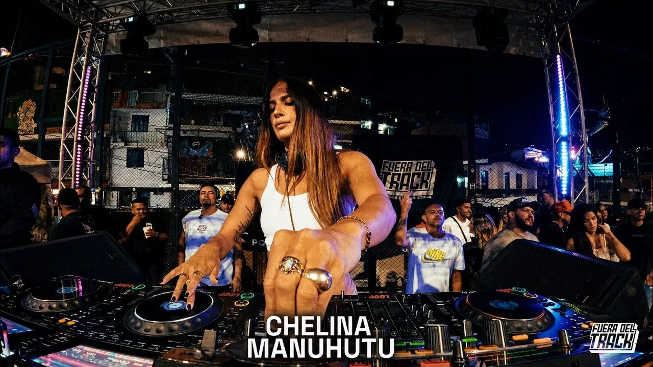 Челина Манухуту (Chelina Manuhutu) - Live @ Fuera Del Track x Comuna 13, Medellín [07.0...