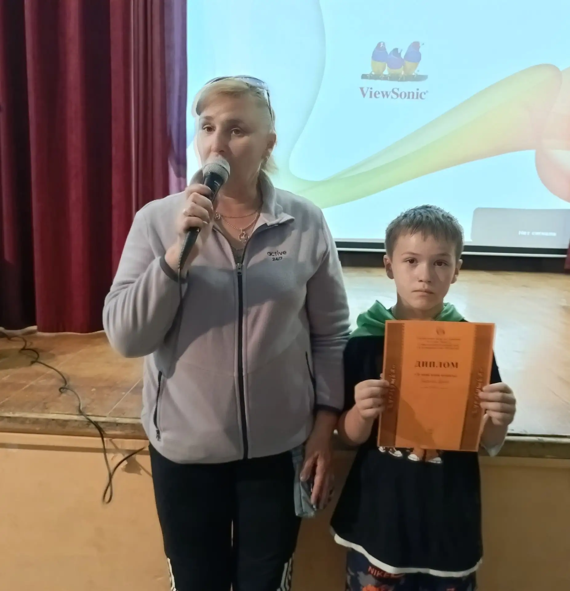 Мы вместе и это здорово!  Летние приключения  шестого  отряда продолжаются.