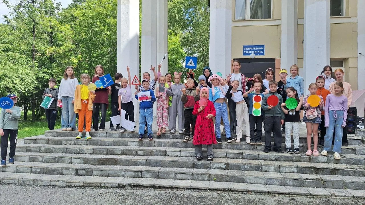 🌞🏕️ В понедельник в школьном лагере царила особая атмосфера – наши ребята превратили ...