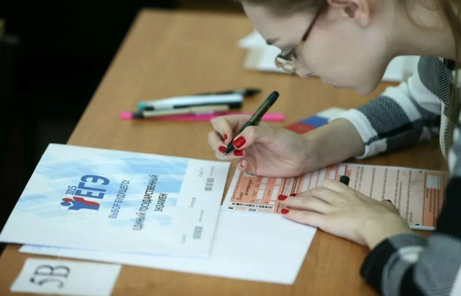 🔔 Во Владивостоке 10 выпускников получили максимальные 100 баллов на ЕГЭ по химии, литературе и ист