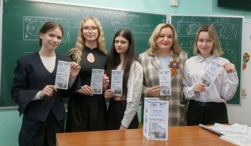 Профориентация   В нашем Лицее состоялась профориентационная встреча с председателем Комитета семей 