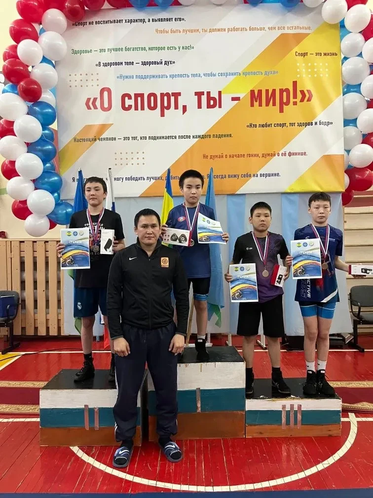 Праздник вольной борьбы в Сыланском наслеге: итоги улусного турнира! 🤼‍♂️🏆