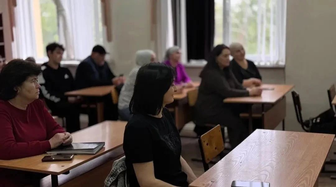 В преддверии летних каникул в 10 классе, который ведёт классный руководитель М. Х. Биджиева, состоял