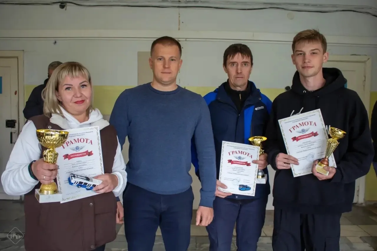 Лучшим водителем троллейбуса в Петрозаводске стала Анна Рокка

В Петрозаводске выбрали лучшего водит