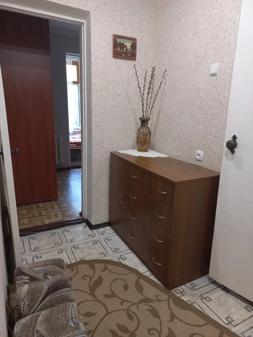 #ФЕОДОСИЯ бульвар Старшинова, 23  Сдаю однокомнатную квартиру в период курортного сезона. 2й этаж пя