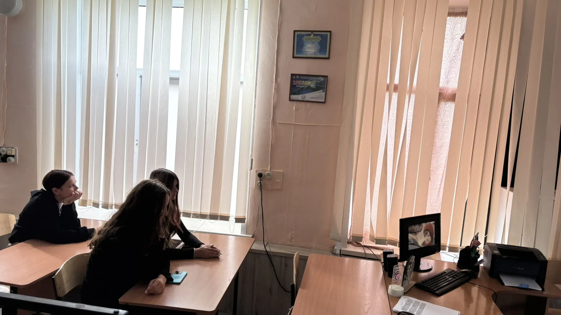 🎉 В Чановской средней школе № 1 прошло увлекательное мероприятие — просмотр фильма «В ...