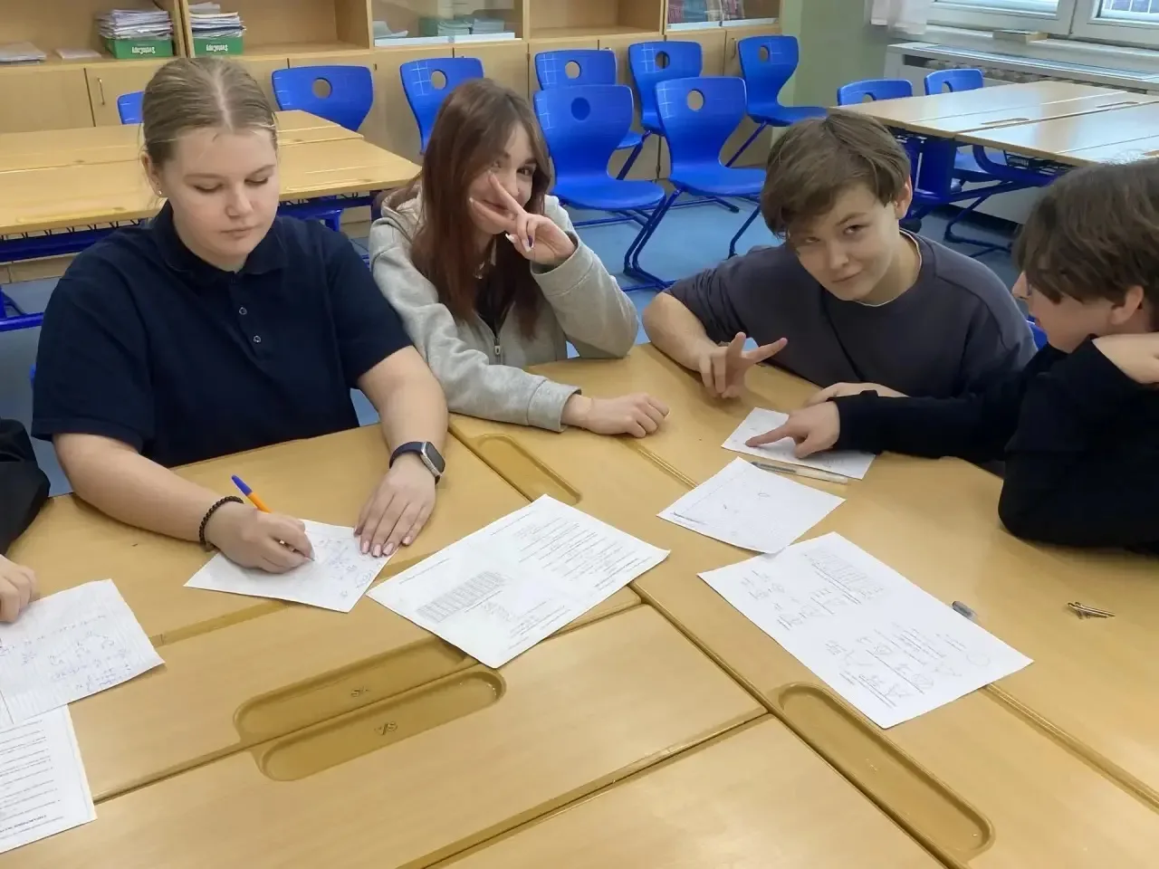 🧩16 марта в рамках недели математики учителя Екатерина Александровна Фаттахова и Иван Викторович Ник