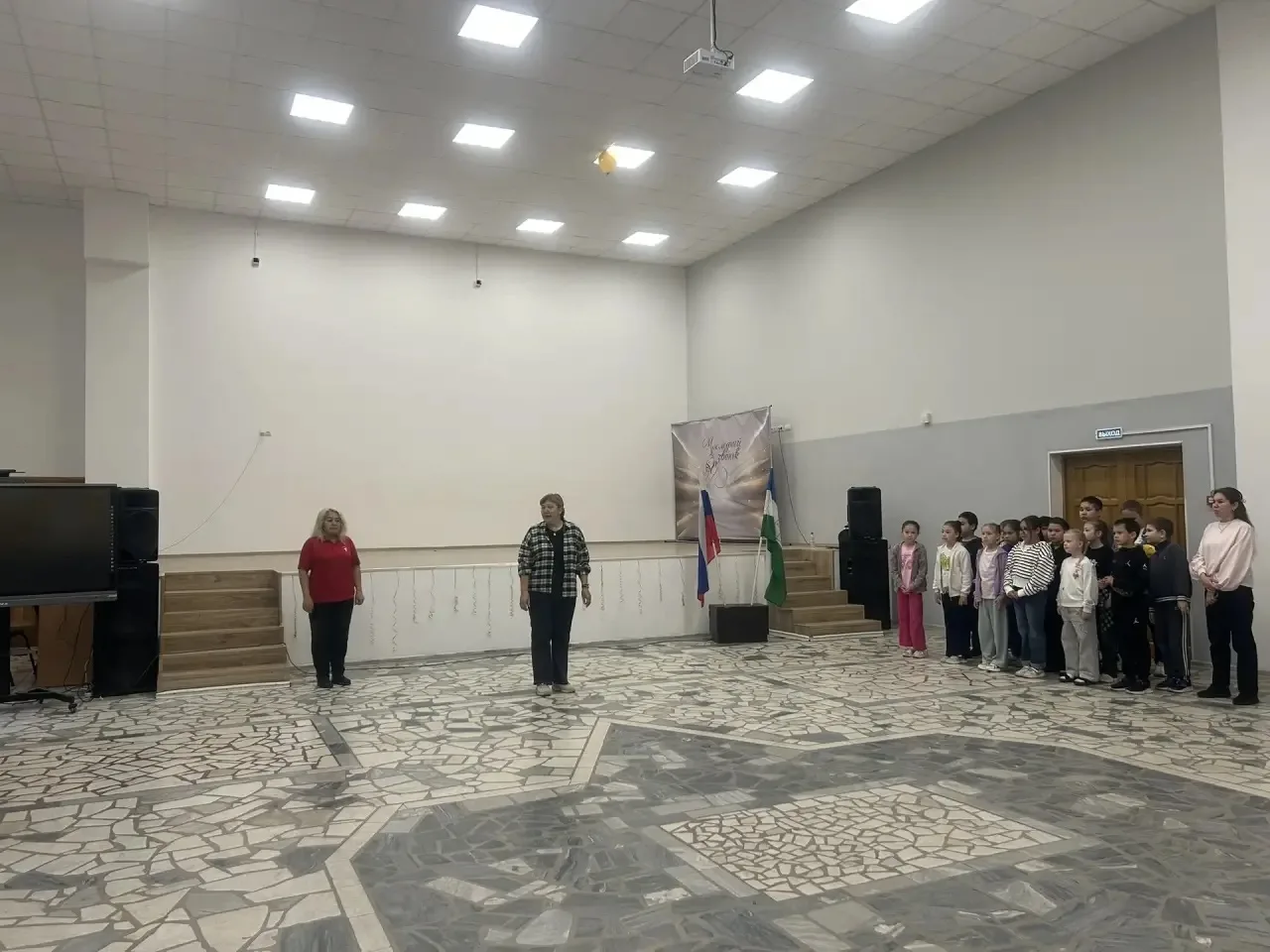 ✈️ Когда за окном дождь, а в душе — полёт!