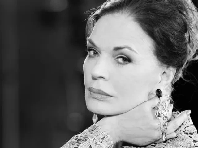 УМЕРЛА ЛЮДМИЛА ЧУРСИНА | НАРОДНОЙ АРТИСТКЕ СССР БЫЛО 84 ГОДА

Народная артистка СССР Людмила Чурсина