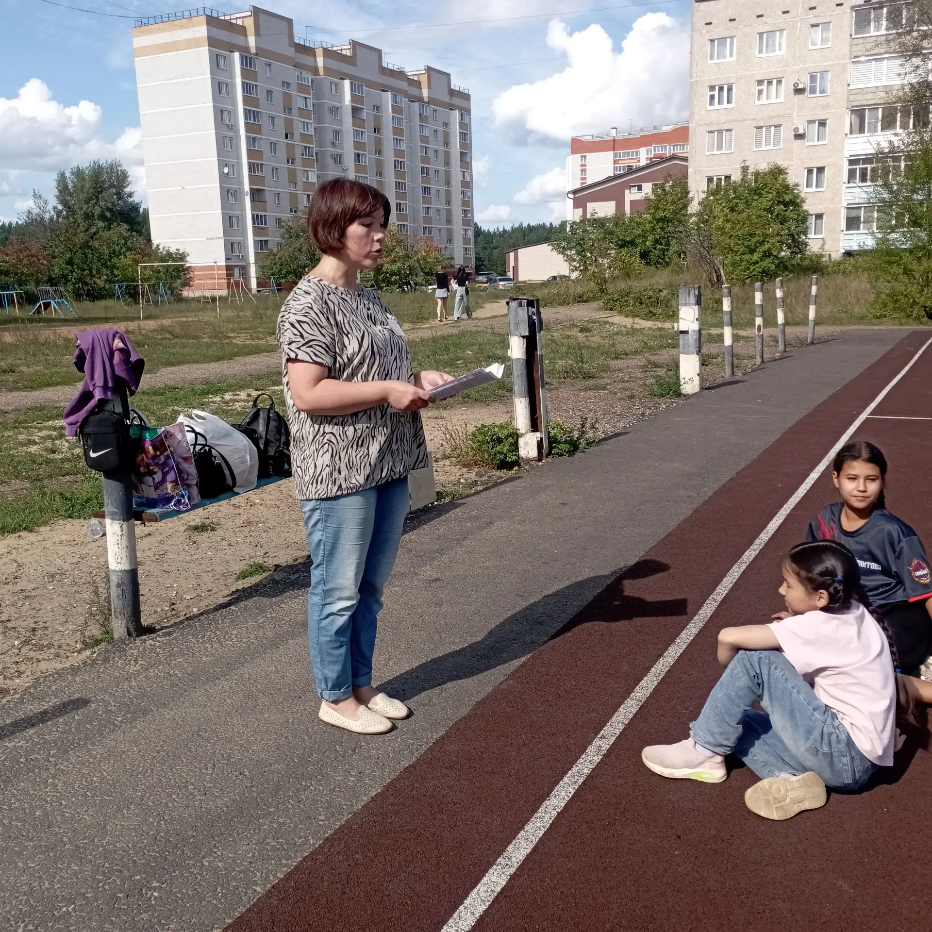 "ДРУЖБА КРЕПКАЯ... "