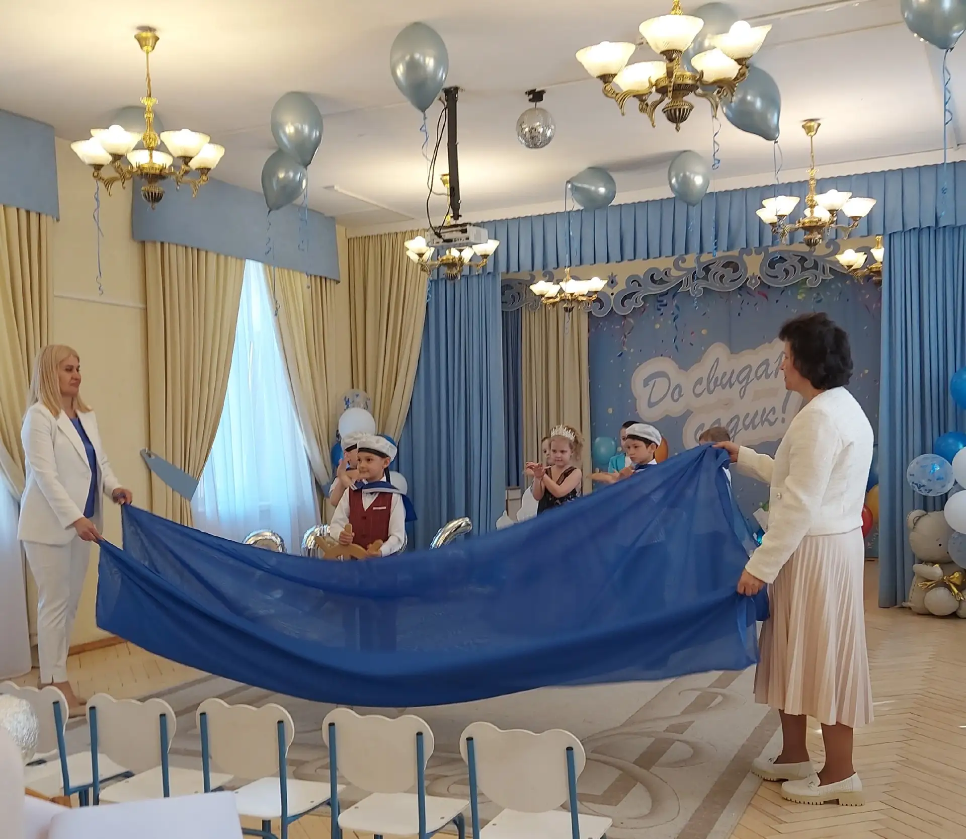 🎓 Продолжаются выпускные праздники!