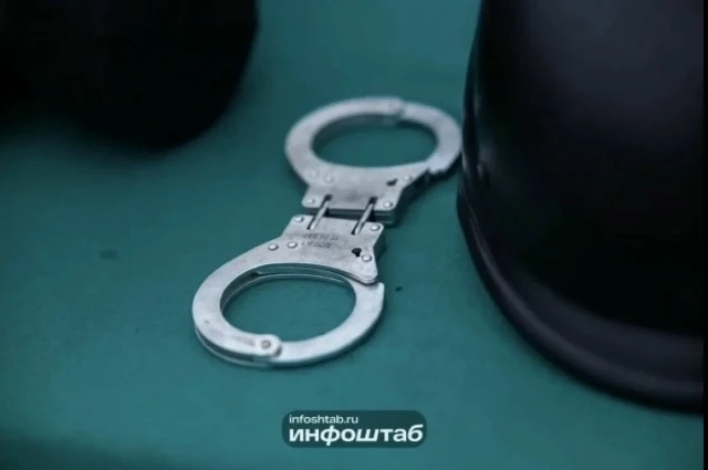 Астраханец заплатит 100 тысяч за нападение на полицейского под хмельком