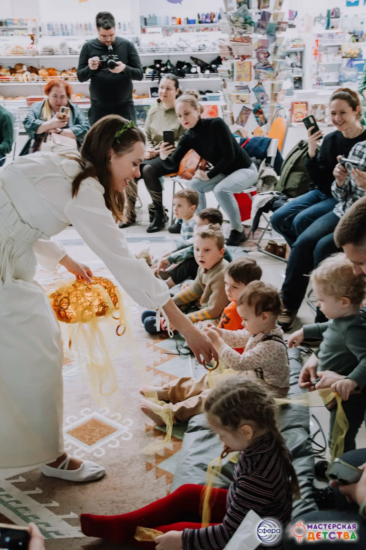 🌸 Бесплатное иммерсивное театральное представление "ВЕСНА" в Читай-городе   🗓 26 апреля в 11:00  «Ма