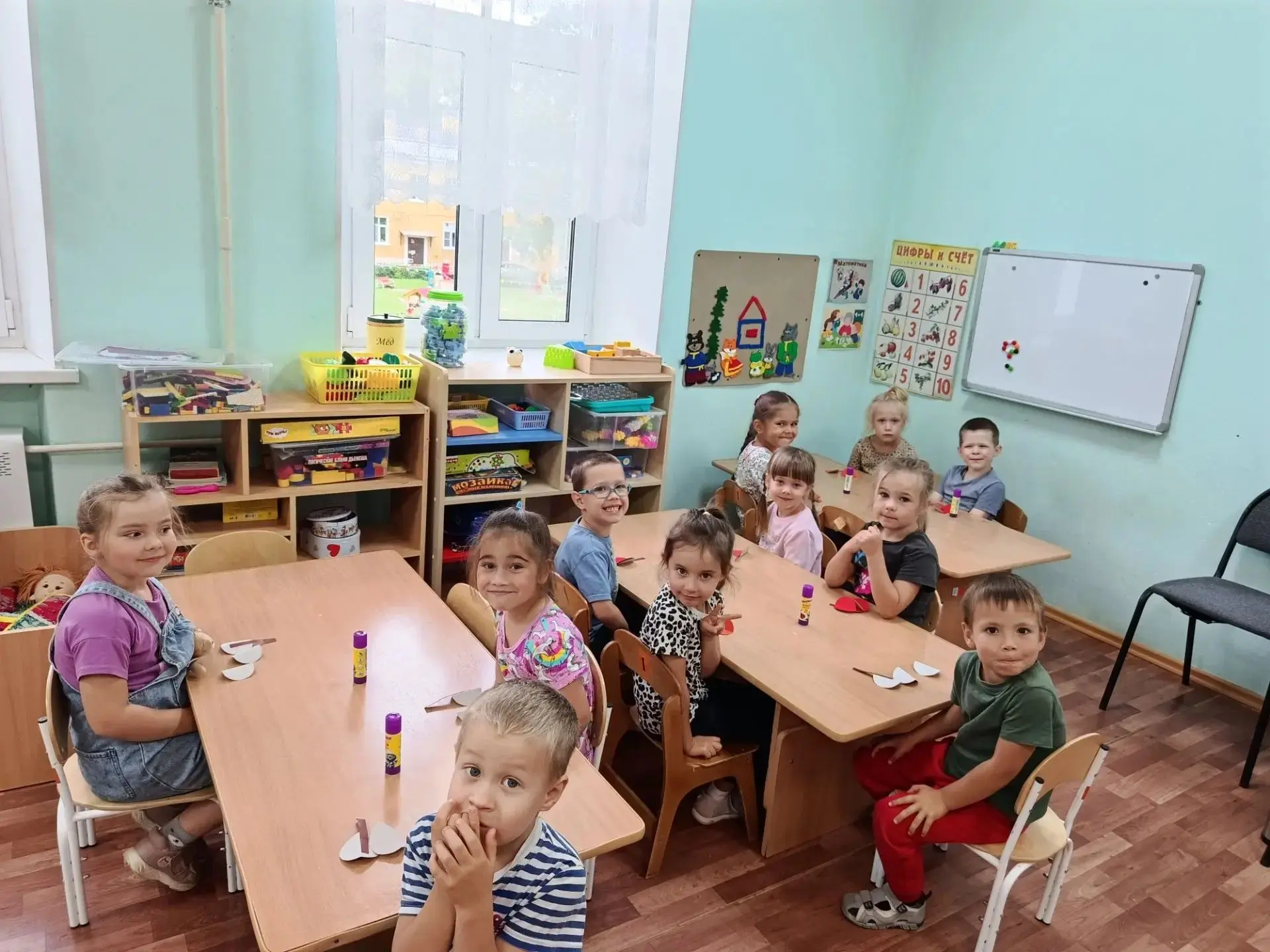 Сладкий праздник и бумажный урожай: наши ребята отметили Яблочный Спас🍏https://vk.ru/w...