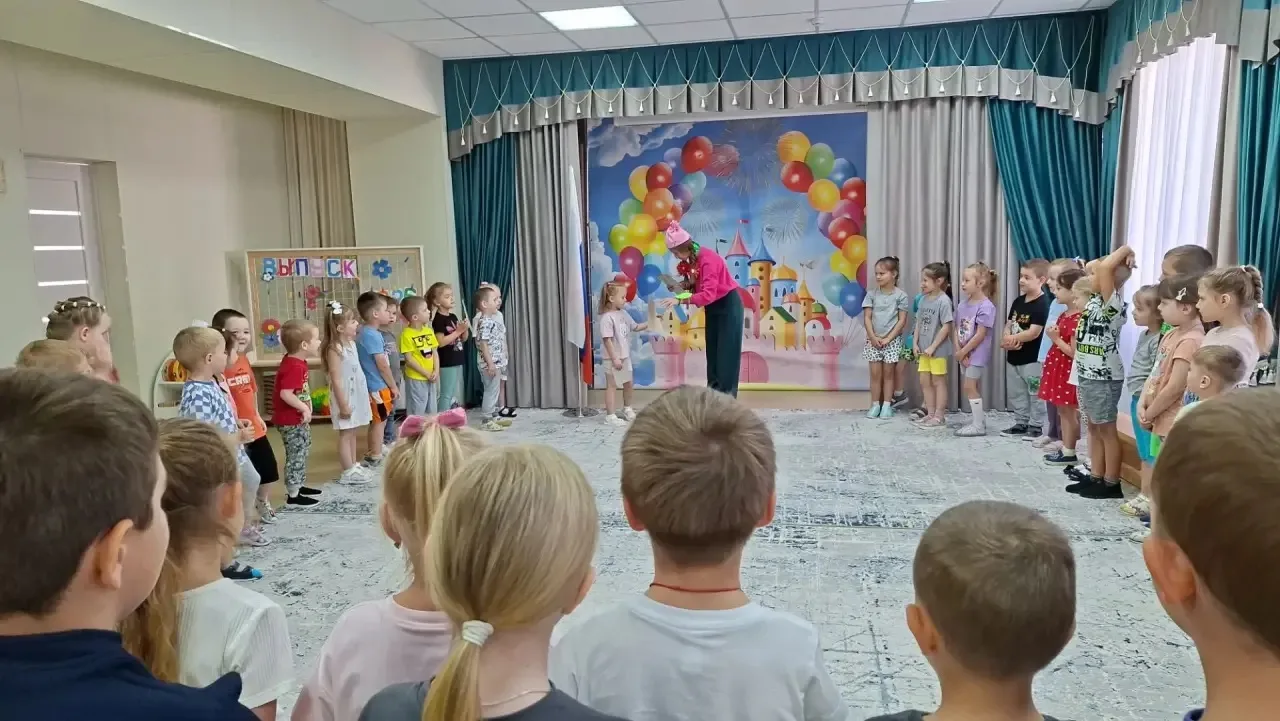 🌍 «Мы живем на планете Земля» - самая добрая и зеленая неделя в нашем саду!
На этой неделе наши реб