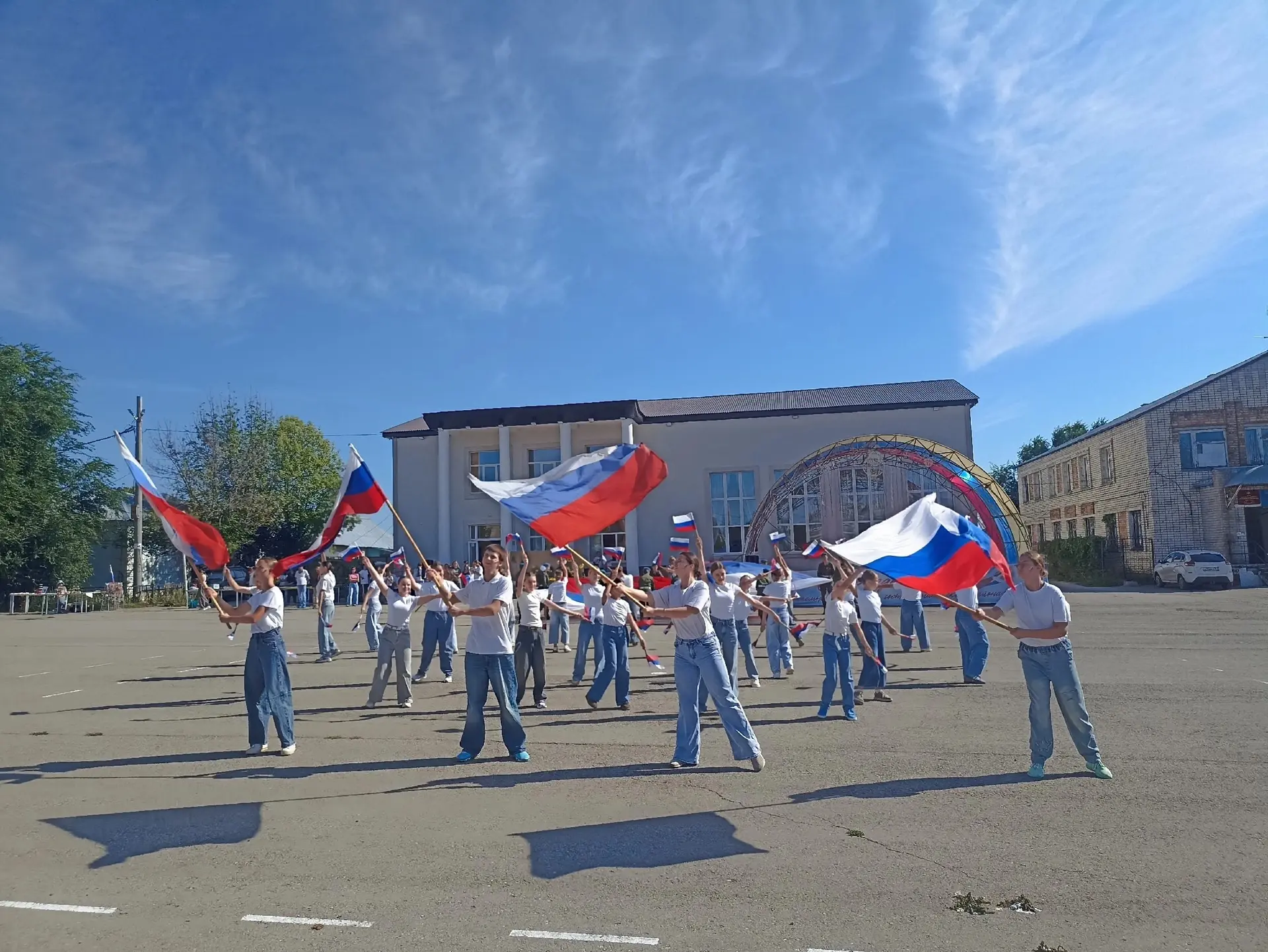 Уважаемые жители района!