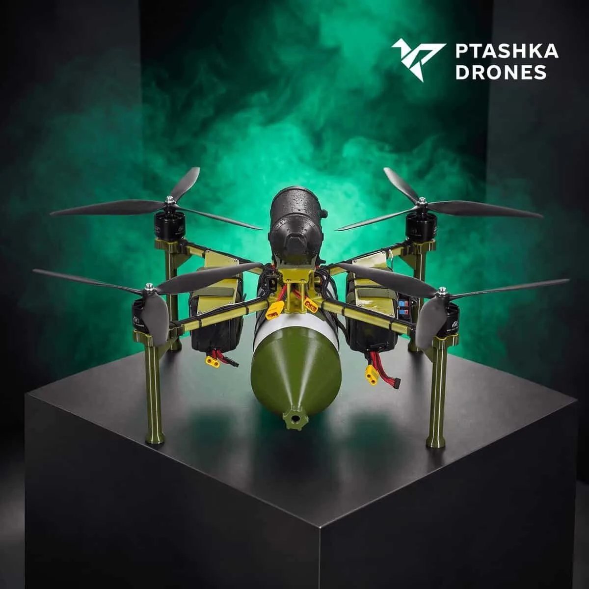 Украинская компания Ptashka Drones оснастила свои FPV-дроны микрофонами и функцией "Мул...