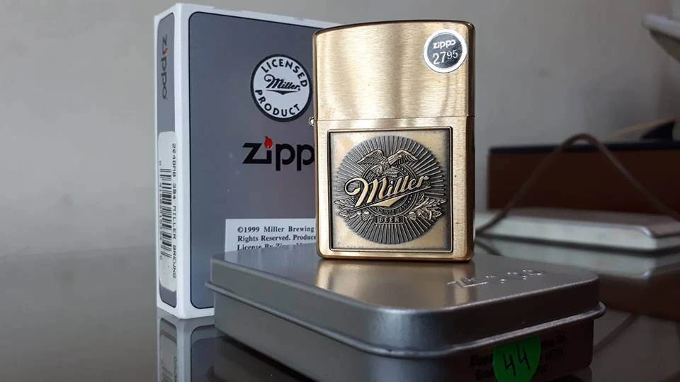 Zippo "Miller".