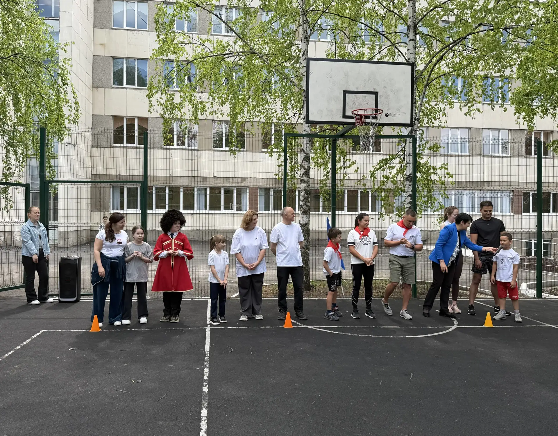 В международный день семьи в нашем «Центре образования 35»прошёл спортивный праздник «Папа, мама, я 